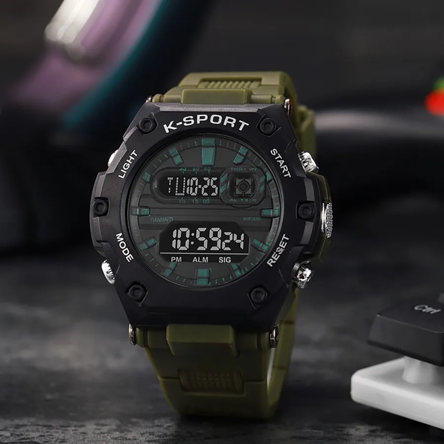 Jam Tangan Olahraga Pria Multifungsi Jam Alarm Bercahaya Tahan Air Jam Tangan Digital Kebugaran Luar Ruangan Jam Tangan Elektronik untuk Pria Anak