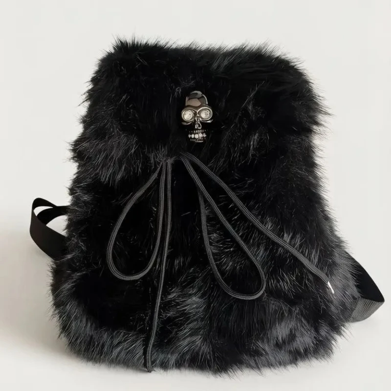 

Spice Girls Skull Decor Backpacks Y2K Punk Bags Plush Versatile Daily Backpack for Women's Faux Fur Winter Fur Backpacks