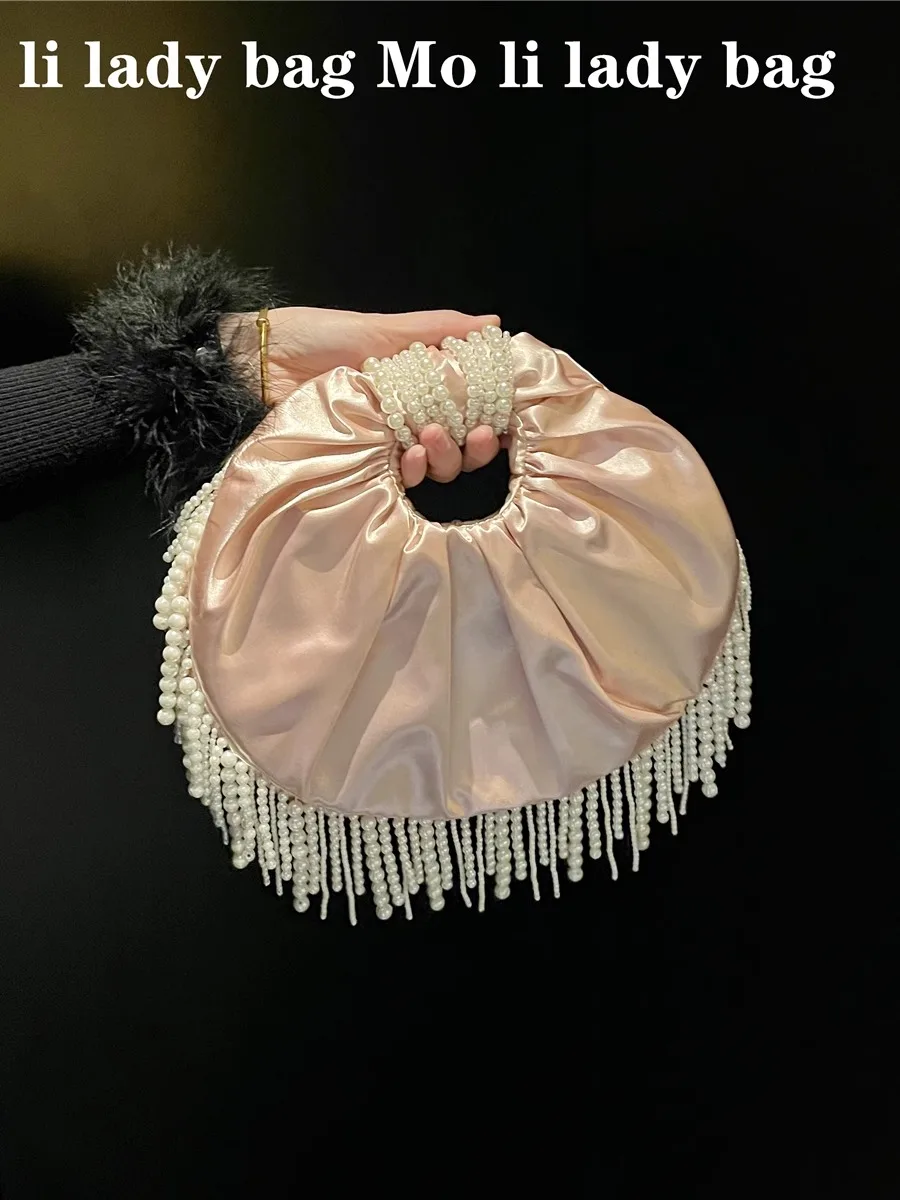 New Chinese Style Women's Handbag Cloud Shape Tassel round Mobile Phone Clutch Bag Single Hand Carry Evening Bag Satin Surface