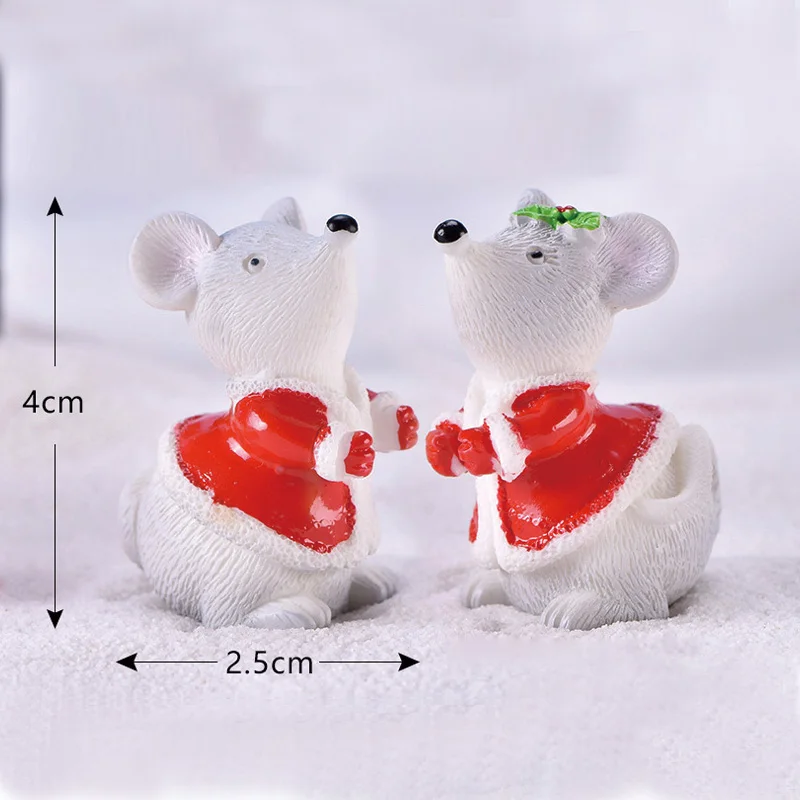 Christmas Mouse Figurine Cartoon Rat Animal Model Moss Landscape Resin Craft Home Miniature Fairy Garden Decoration Accessories
