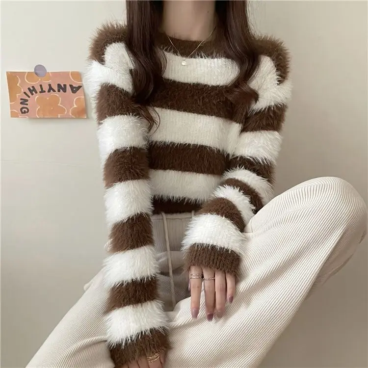 

Новый трикотаж из 100% тонкой шерсти, женский трикотаж с воротником-бабочкой, цветной блок, дизайн, нишевый топ, женский свитер с круглым вырезом M200