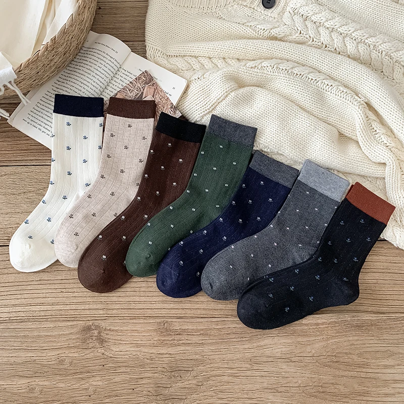 Retro Socks For Women Japanese Fashion New Casual Crew Flower Socks Simple Daily Comfortable Ladies Designer Socks Breathable
