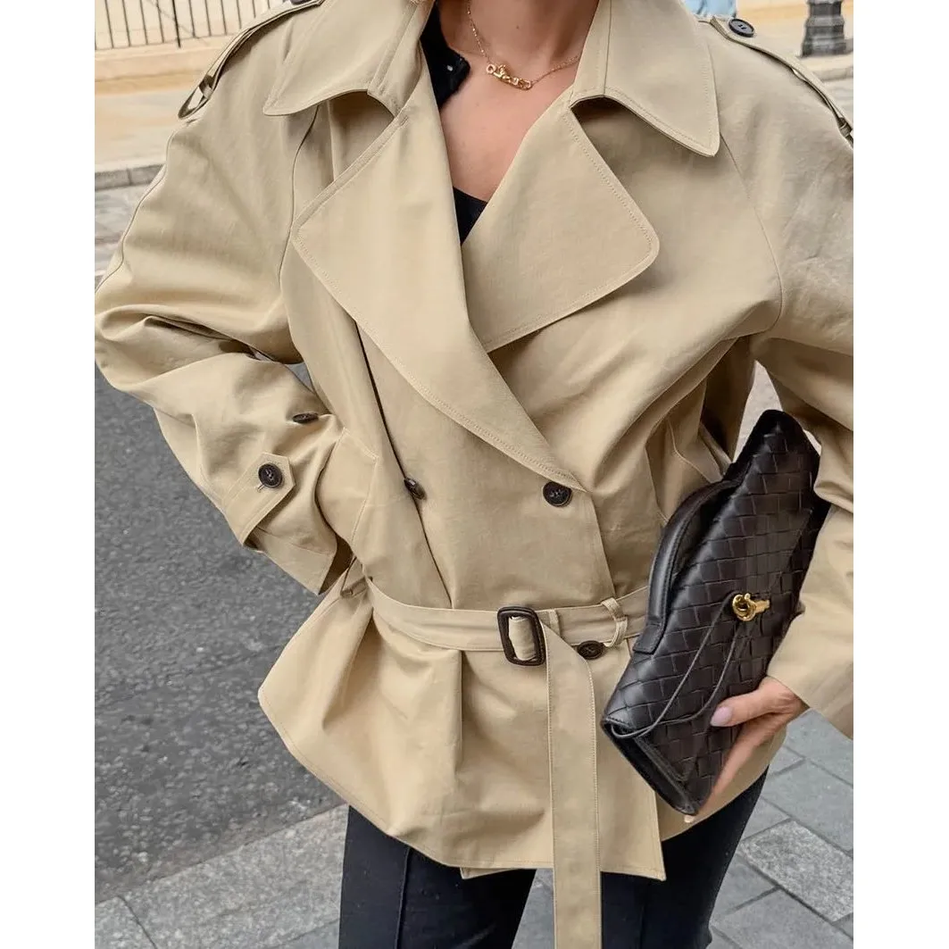 

Женский тренч на шнуровке Cleanfit Sle, осенне-зимняя коллекция 2025, утепленный, для онлайн и офлайн продаж