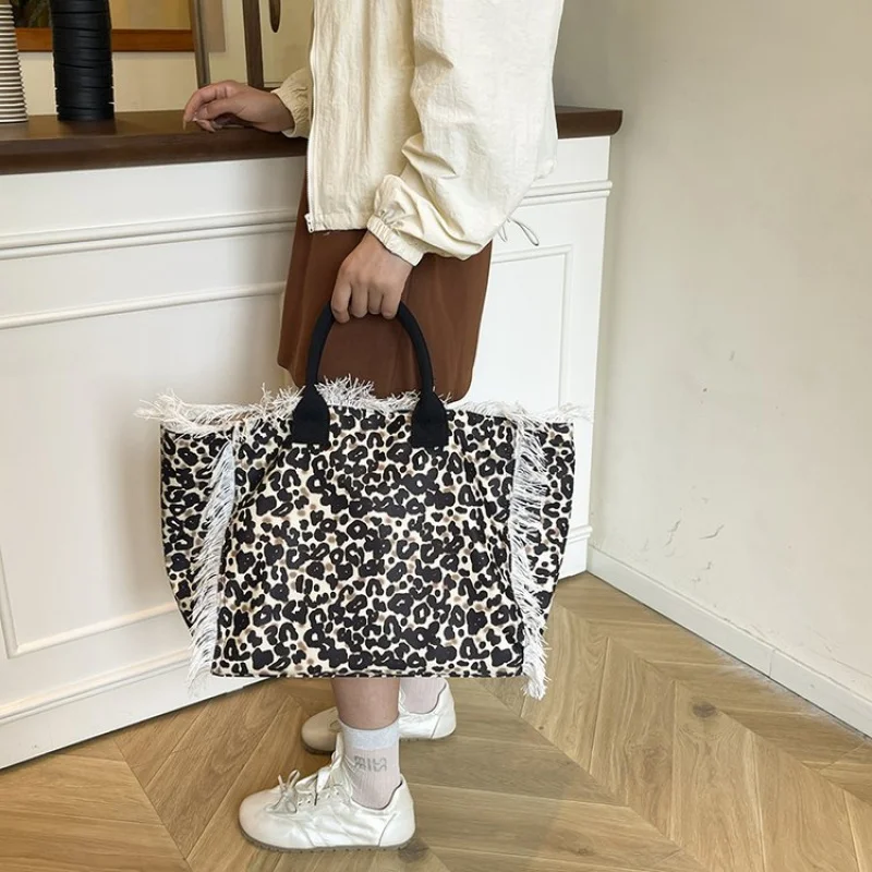 

High-Quality Leather Crossbody Bag Shoulder Messenger Handbag For Women Tote By Luxury Brand Famous Designer