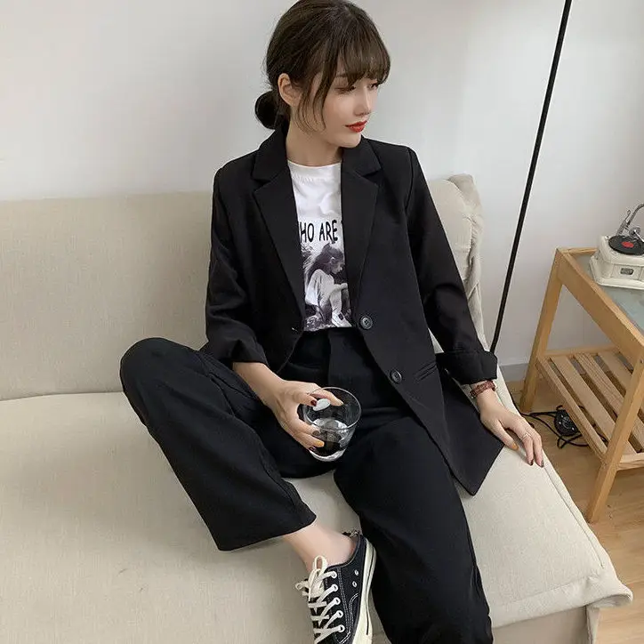 

Большие ранние заклепки пошив, рюши в полоску, мягкая изогнутая замша, асимметричная сборка, кофейный темно-синий бархатный подарок, однобортный