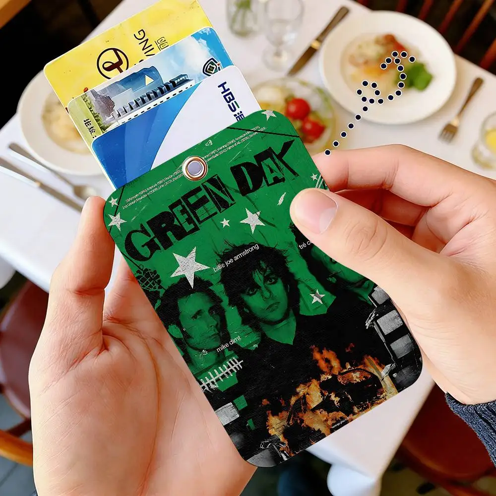 Green Day - Music Rock Band Badge Holder Keychain for Bank Business Work Card Holder Student Card Protective Case Bus Card