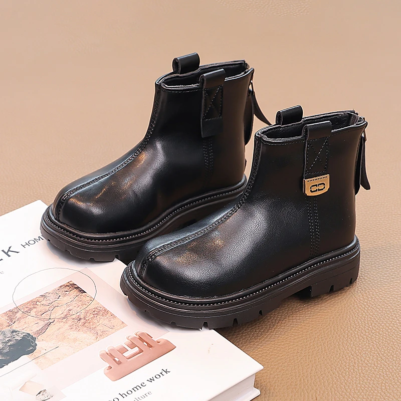 

Новая детская обувь осень/зима 202, модные универсальные ботинки martin для девочек, кожаные ботинки с круглой головкой на мягкой подошве