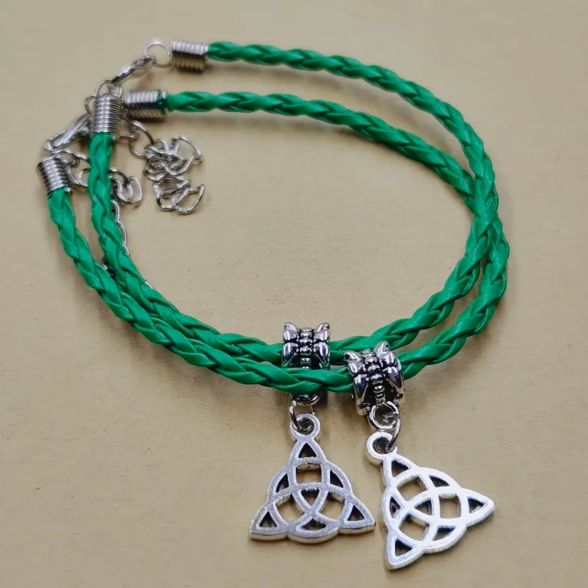 سوار مضفر من الجلد مع مشبك جراد البحر ، 3 أوراق البرسيم الايرني ، فاصل مثلث ، عيد القديس باتريك ، 20 قطعة #6