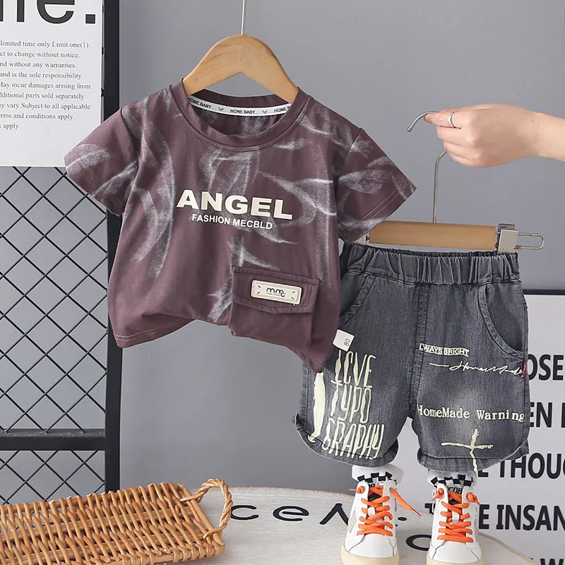 طفل الزي 2026 صيف جديد الكورية طفل الفتيان عادية إلكتروني طباعة جيب قصيرة الأكمام تي شيرت بلوزات والسراويل قطعتين مجموعة