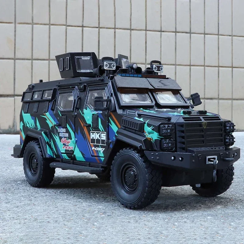 

Меч Зубчатый Тигр Бронеавтомобиль Сплав 1:24 Литая под давлением игрушечная модель автомобиля Звук и свет Детские игрушки Коллекционные предметы Подарок на день рождения