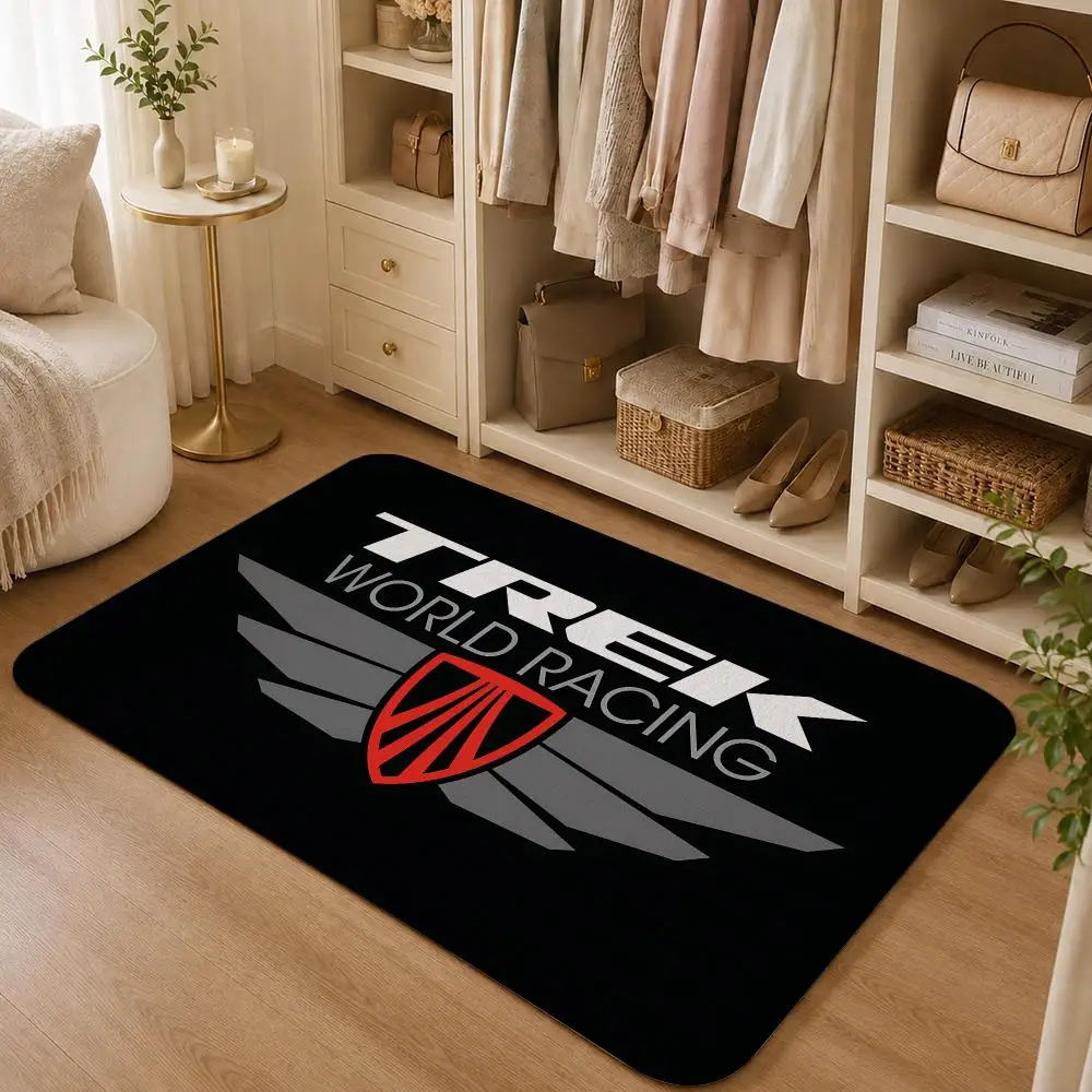 T-Trek Bikes Logo Outdoors Floor Mat Flannel Rug Soft Non Slip Washable Door Mat For Bathroom Bedroom Kitchen Home Decor