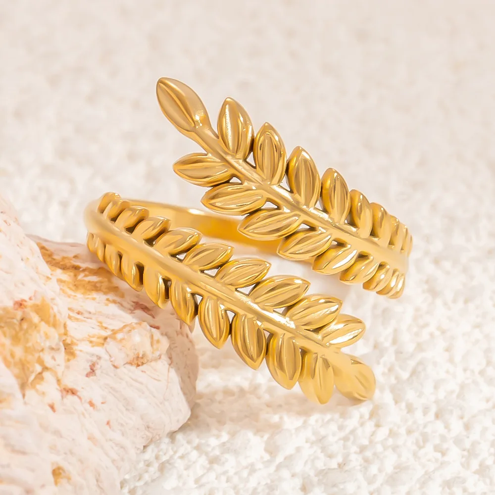 Einfacher, goldfarbener Ring aus Edelstahl mit Blattmuster, verstellbar, für Damen, modischer Schmuck aus Titanstahl. – Detail 5
