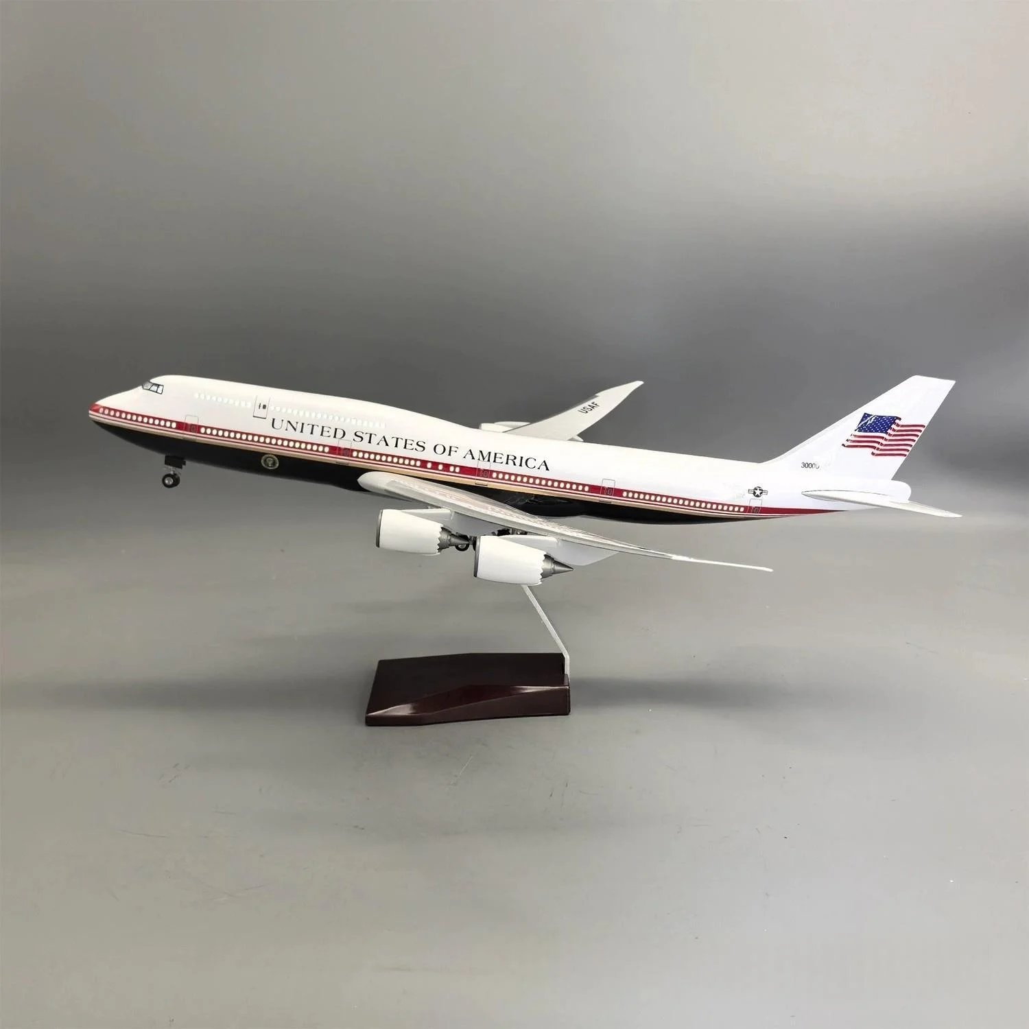 

47CM US Air Force VC-25B B747 Plane Model Resin 1/150 Scale airplane with wheels base light Static Souvenir Hobby Collection Toy