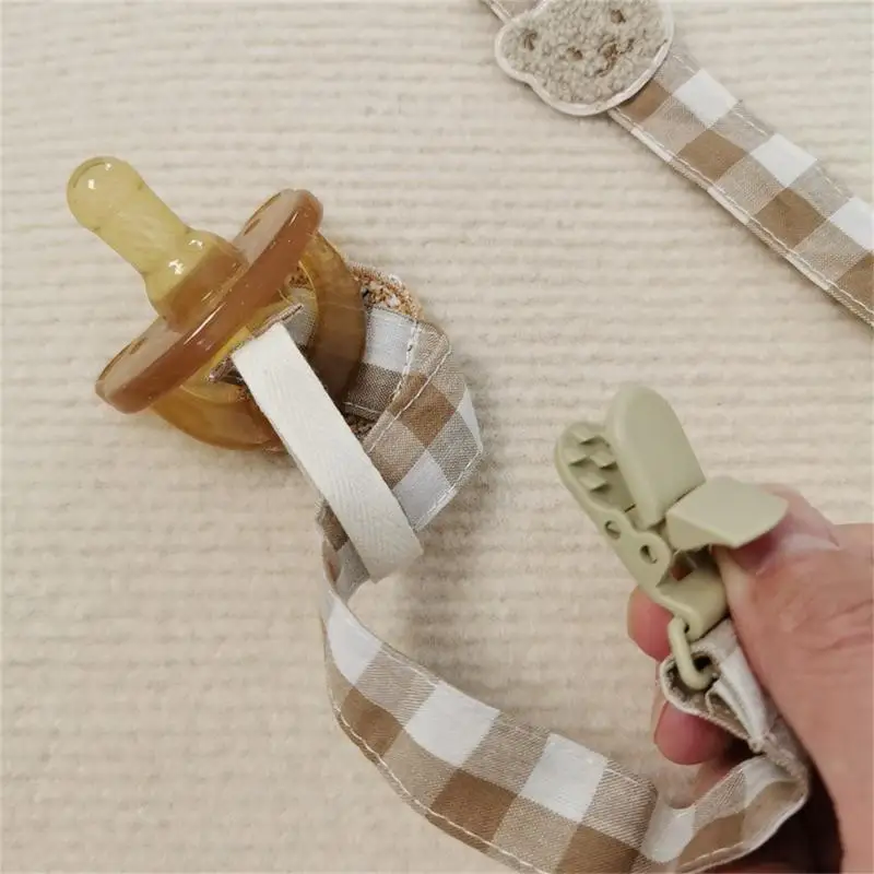 

581F мультяшный вышитый медведь, зажим для детской соски, держатель для соски для кормления, цепочка для прорезывания зубов, для