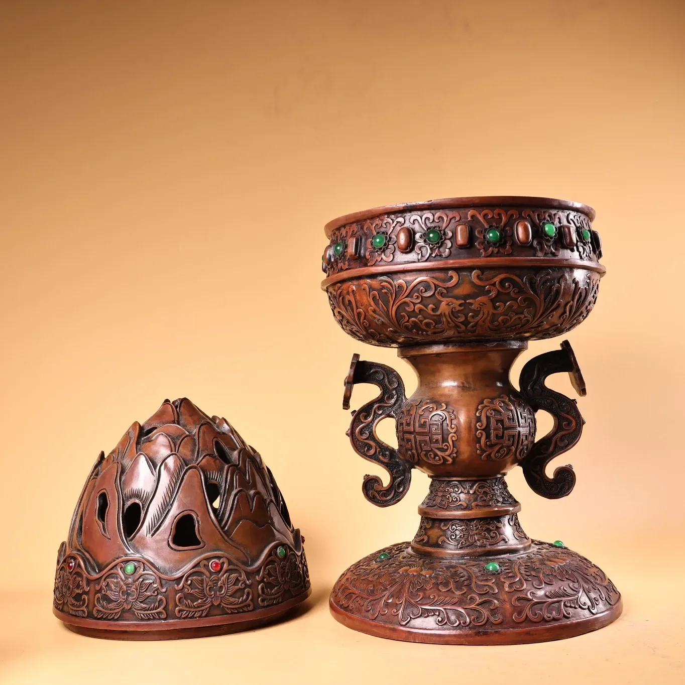 

17"Old Xizang Folk Collection Old Purple Bronze Mosaic Gem Boshan Censer Animal pattern Ruyi Base incense burner Town house