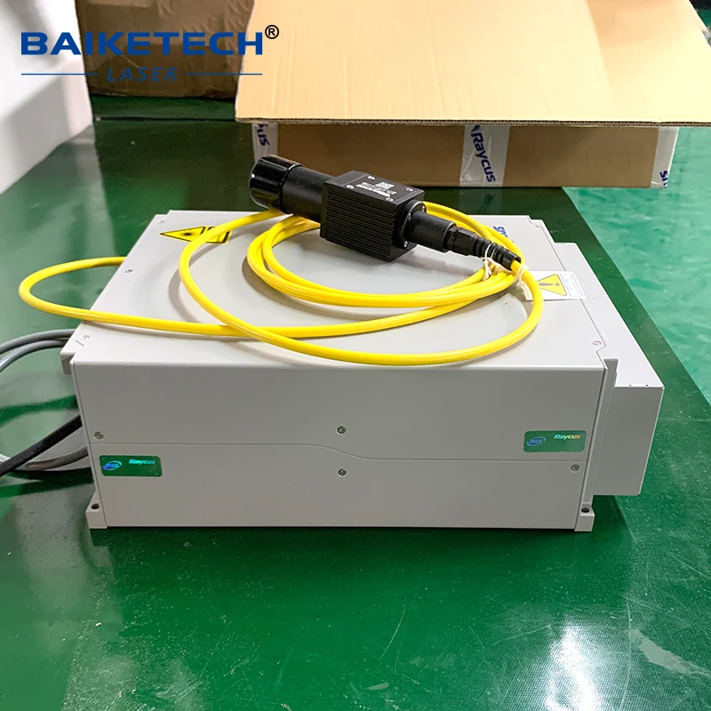 Pulsed Fiber Laser Source With Red Light Indicator Compact Structure For Workshop Laser Processing System