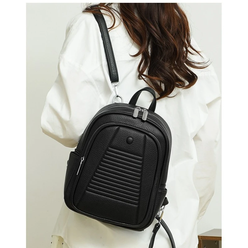 

Cross-border foreign trade source factory large-capacity multi-layer design backpack niche women 2024 new multi-layer schoolbag