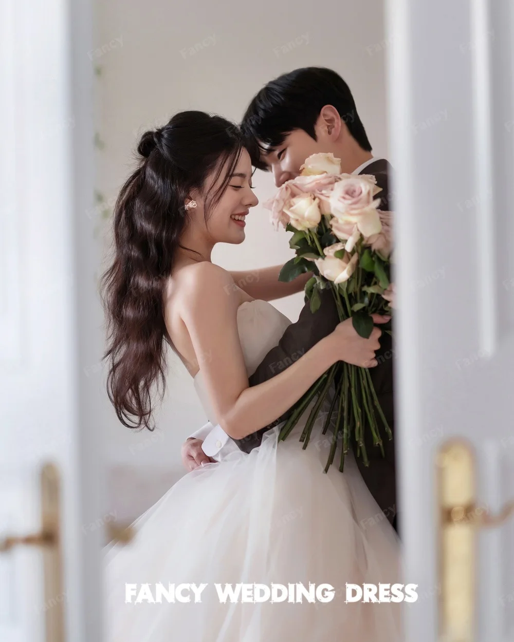 Fancy Korea Ivory Strapless Wedding Dress Garden Photo Shoot A Line Soft Tulle Bridal Gown Floor Length 웨딩드레스 customized