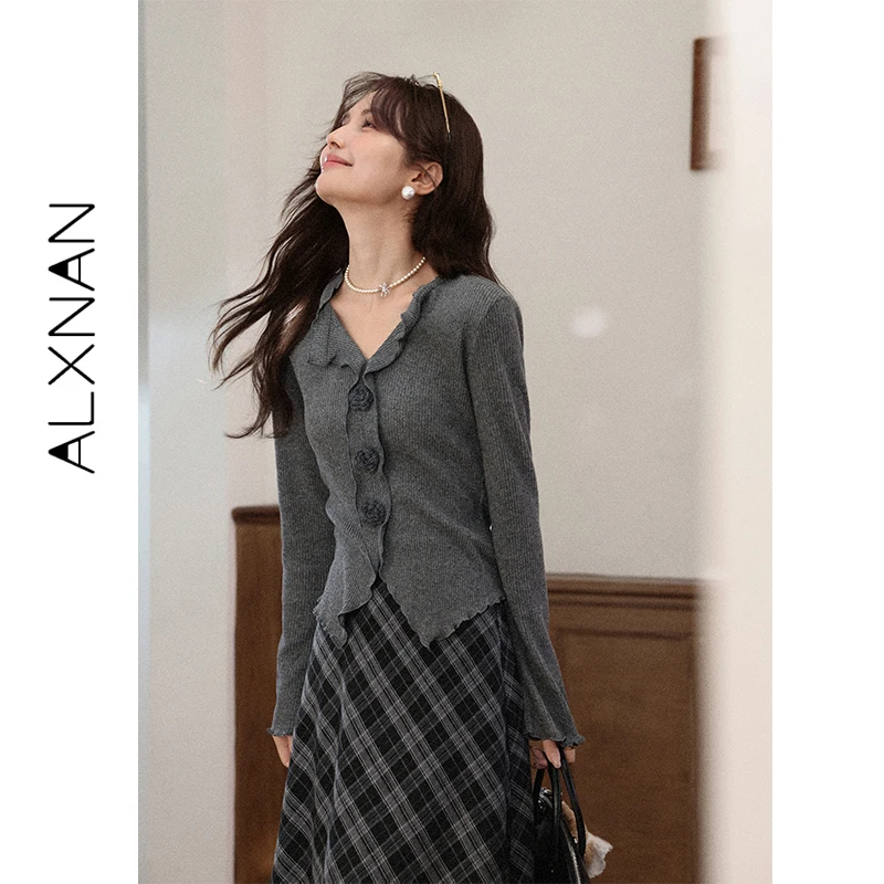 

ALXNAN Gray Long Sleeve Pullover 2025 Fall V-neck Ruffled 3D Floral Flared Sleeve Sweater Women Slim-fit Knit T-shirts L58936