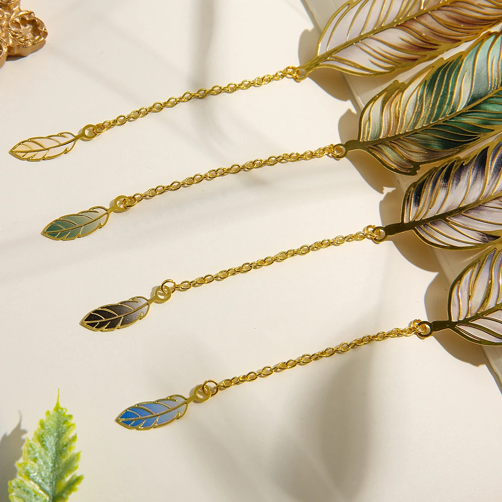 1 Pc Vintage Feather Metal Bookmark With Bronzing Chain Pendant Literary Gift For Book Lovers Readers Writers Christmas Birthday