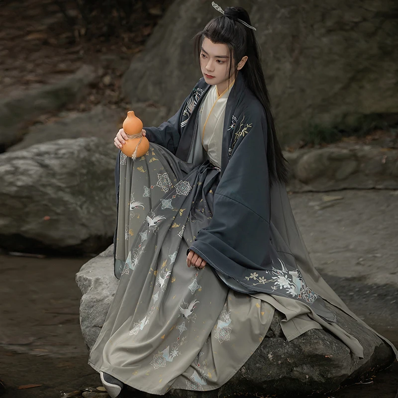 

Chinese Hanfu collar waist Wei Jin style ancient dress big sleeve shirt embroidered pair two-color Hanfu set