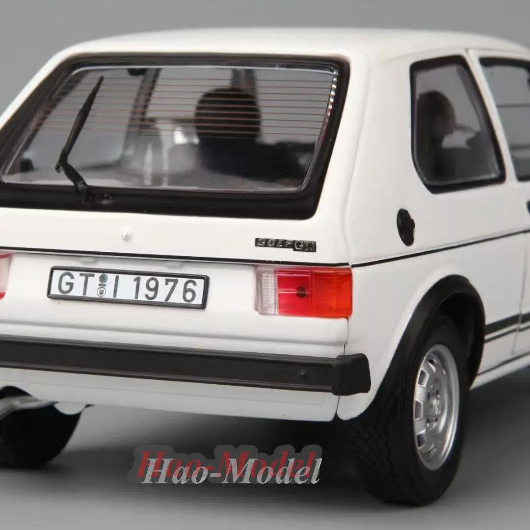 Norev 1/18 para vw golf gti 1976 liga diecast modelo de carro simulação brinquedo meninos presente aniversário hobby exibição coleção alpino branco