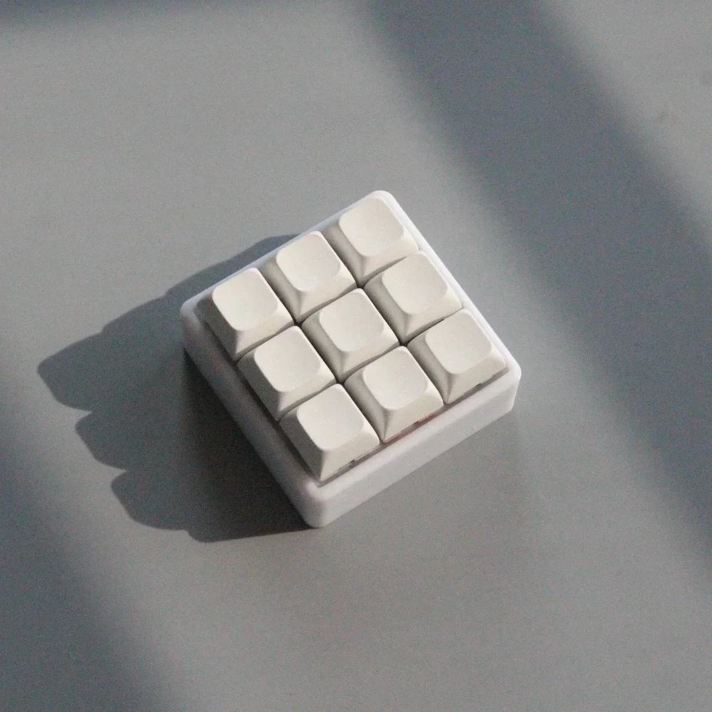 CV09 9 tasti Mini tastiera personalizzata Tastiera fai da te QMK Layout firmware Prog Rammable VIA Key Hot Plug Kit Personalizza tastiera con tasti macro RGB