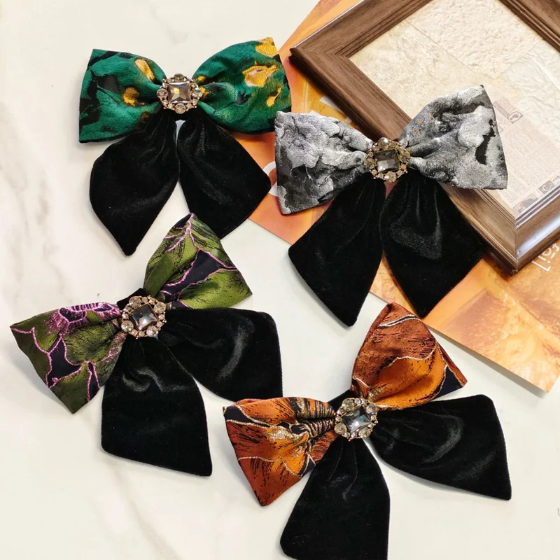 

Retro Large Velvet Bow Jacquard Embroidered Hair Clip Korean Sweet Barrettes Hairband Women Diamond Head Piece Hair Accessories
