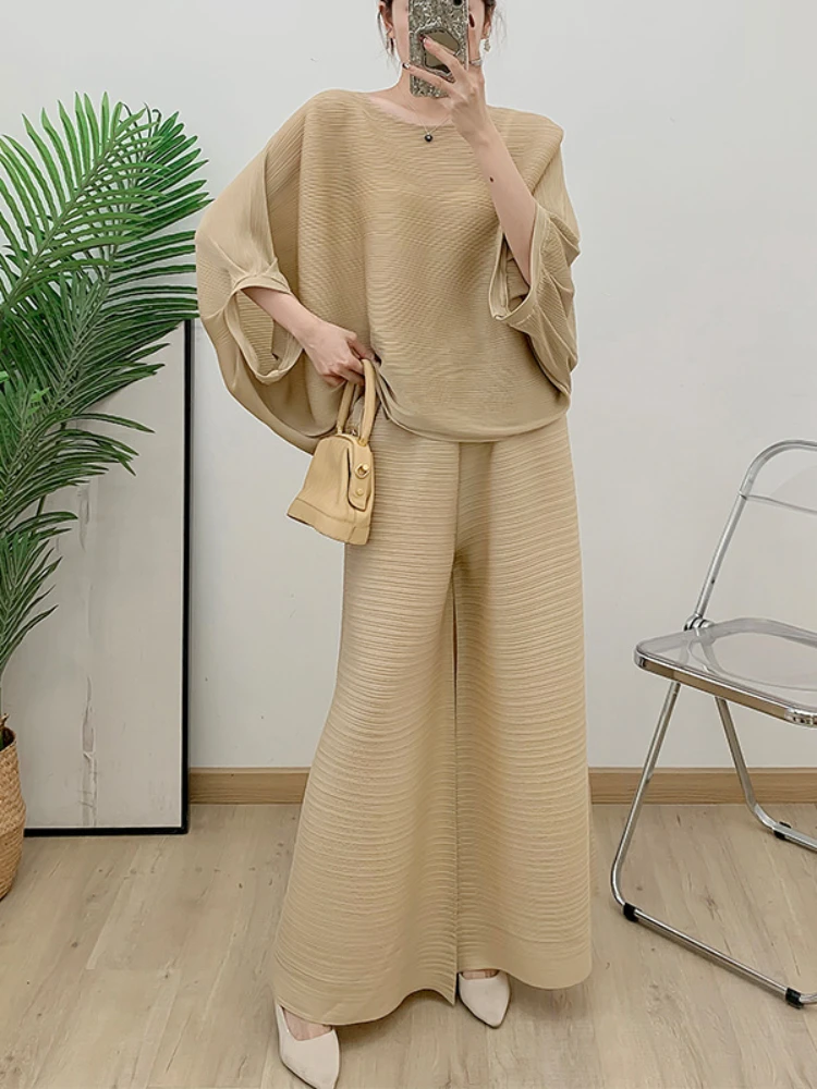 EGRM Miyake Pleated Pants Set Women Casual Batwing Sleeve T Shirt + Wide Leg Trousers Loose Irregular New 2025 Female Sets 6R279