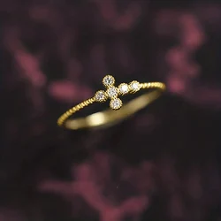Huitan Delicate Trendy Cross Ring for Women Bright Round Zirconia Finger Jewelry Gold Color/Silver Color Accessories for Female