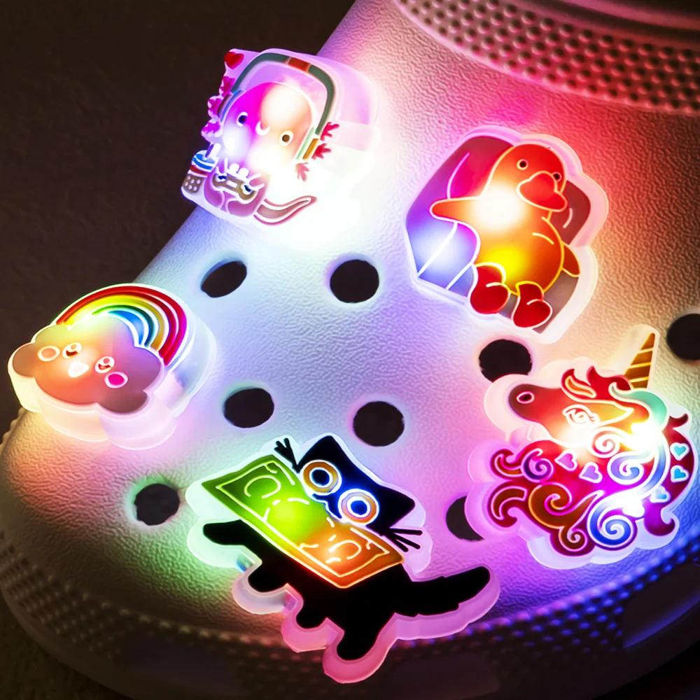 Рисунок 3 - Светодиодные подвески для обуви