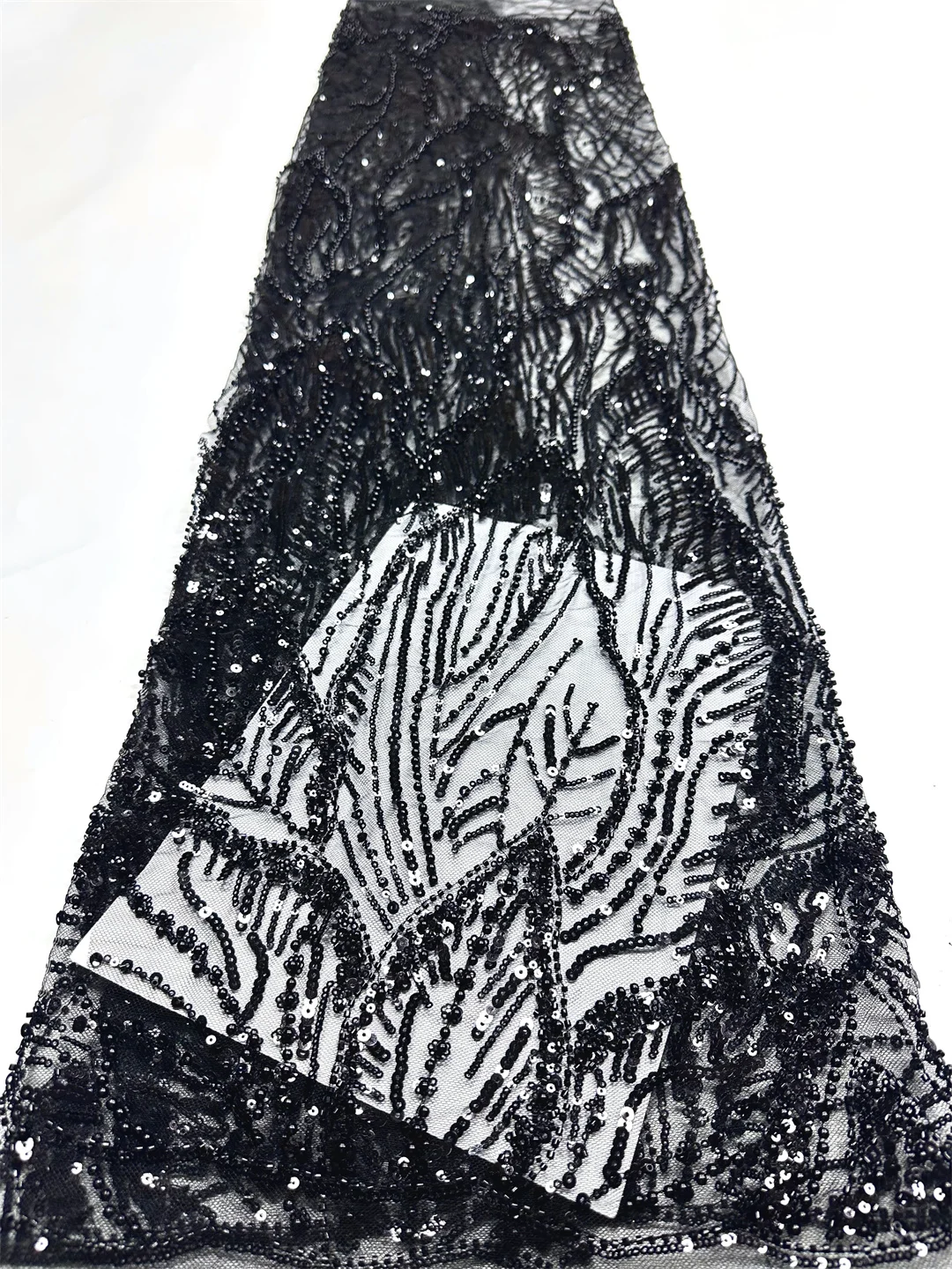 

New Design African Beaded Lace Fabric French Bridal Sequins Lace Fabric 2025 Luxury Nigerian Tulle Lace Fabric Couture Materiel