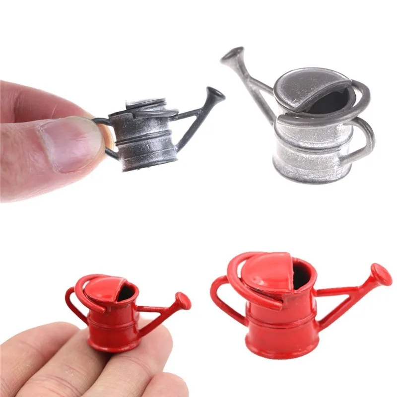 1PCS Tin Metal Dollhouse Miniature Watering Can Handicrafts Model Dollhouse Accessories Classic Baby Toys Dollhouse Decoration