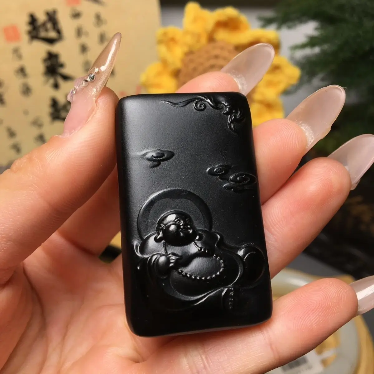 

New Year's Life Buddha Gong Xinjiang Hetian Jade Ink Jade Buddha Gong Pendant Men and Women with The Same Versatile Design