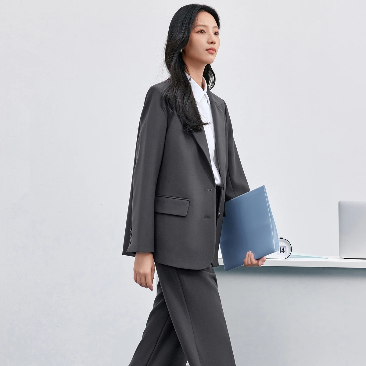 SENTUBILA Women's Straight Pant Suits 2025 Autumn New Arrival Solid Suits Single-Breasted Two-Button Two-Piece Set 153ZE8813Z