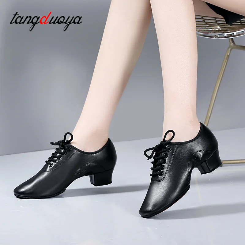 Adult Children Latin Dance Shoes Soft sole Men Latin Salsa Competition Dance Shoes Standard Dance Training Shoes 26-45