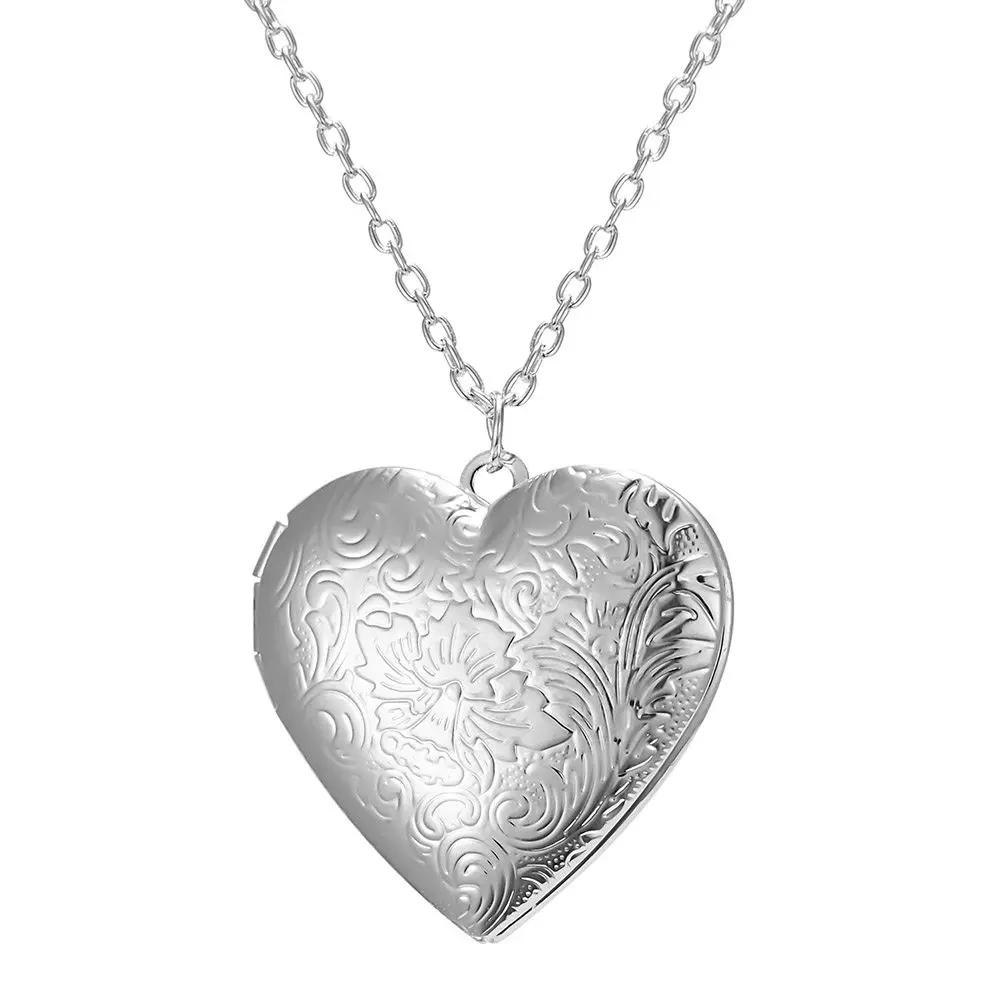Photo Frame Necklace Creative Heart Shape Pendant Alloy Jewelry Gift Necklace for Valentines Day Elegant Durable