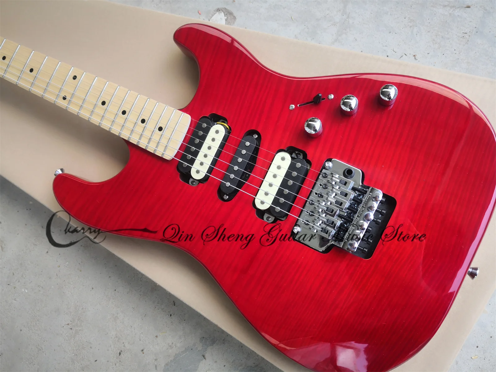 Electric Guitar, Stra Guitar,Flamed Maple Veneer,ASH Wood Body,Tremolo Bridge,Vintage Buttons