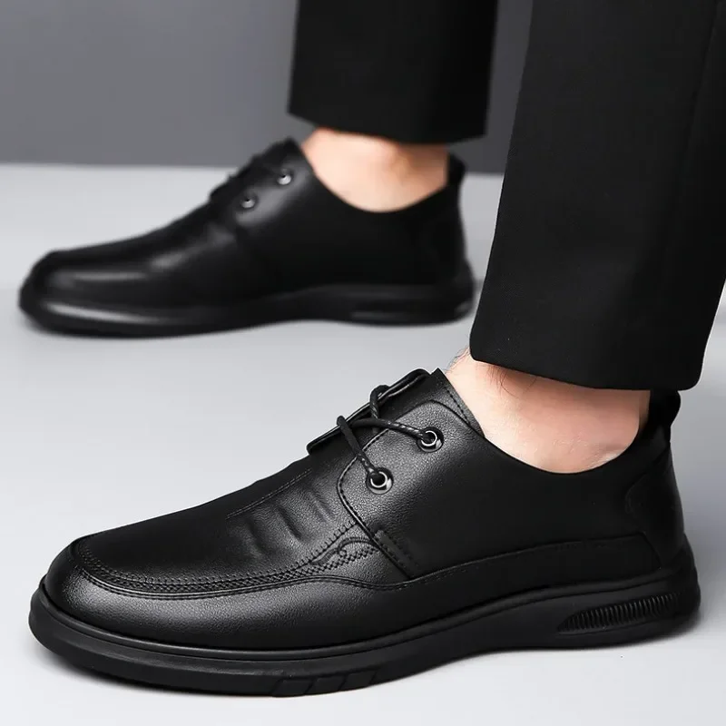 Spring Autumn Leather Business Men\'s Dress Shoes Fashion Light Casual Man Loafers Designer Soft-soled Black Driving Shoes Male