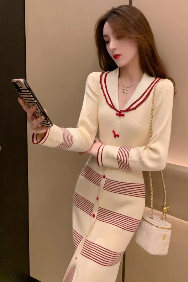 

French Style Contrast Color Diamonds Buttons Biege Color Full Length Knitting Dress for Tall Women V-neck High Quality CQ225