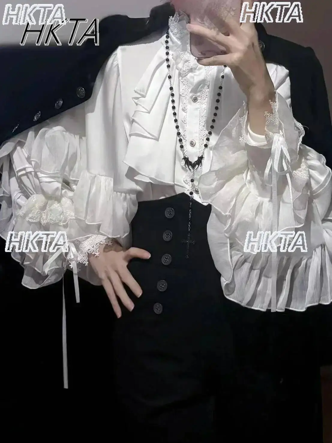 

Gothic Style Batwing Sleeve Shirt Women Lolita Loose Spring Autumn Ladies Elegant Red And Black Top Solid Color Blouse