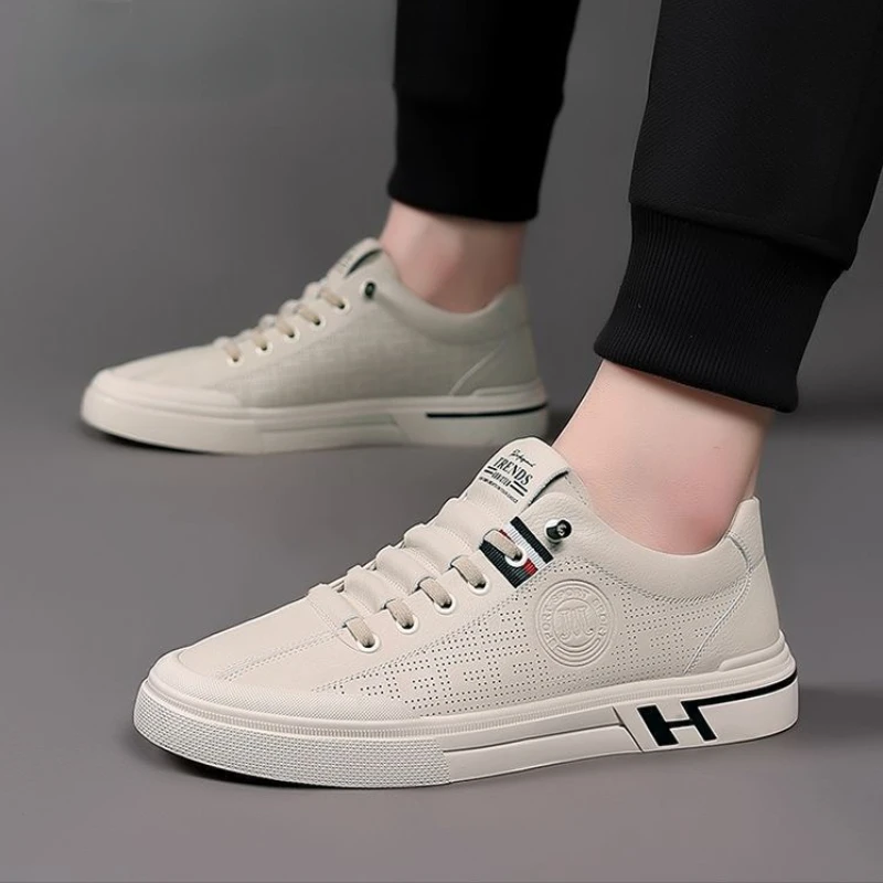 2024 High Quality Men's Sneakers Casual Shoes Lightweight Leather Breathable Shoes Versatile Skateboard Shoes Zapatillas Hombre