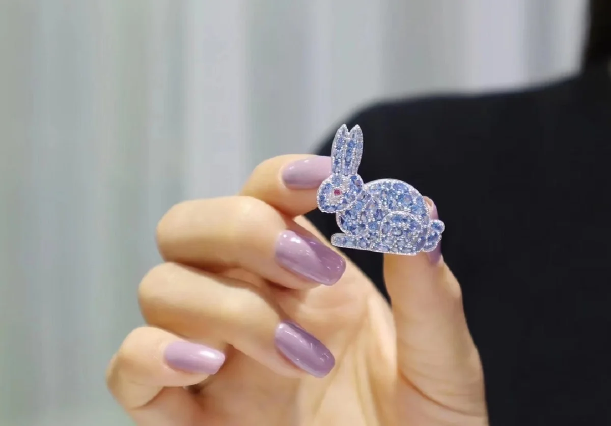 Ruif 925 Silver With Blue Diamond 5A Zirconia Rabbit Brooches For Women  Party Office Brooch Pin Gifts