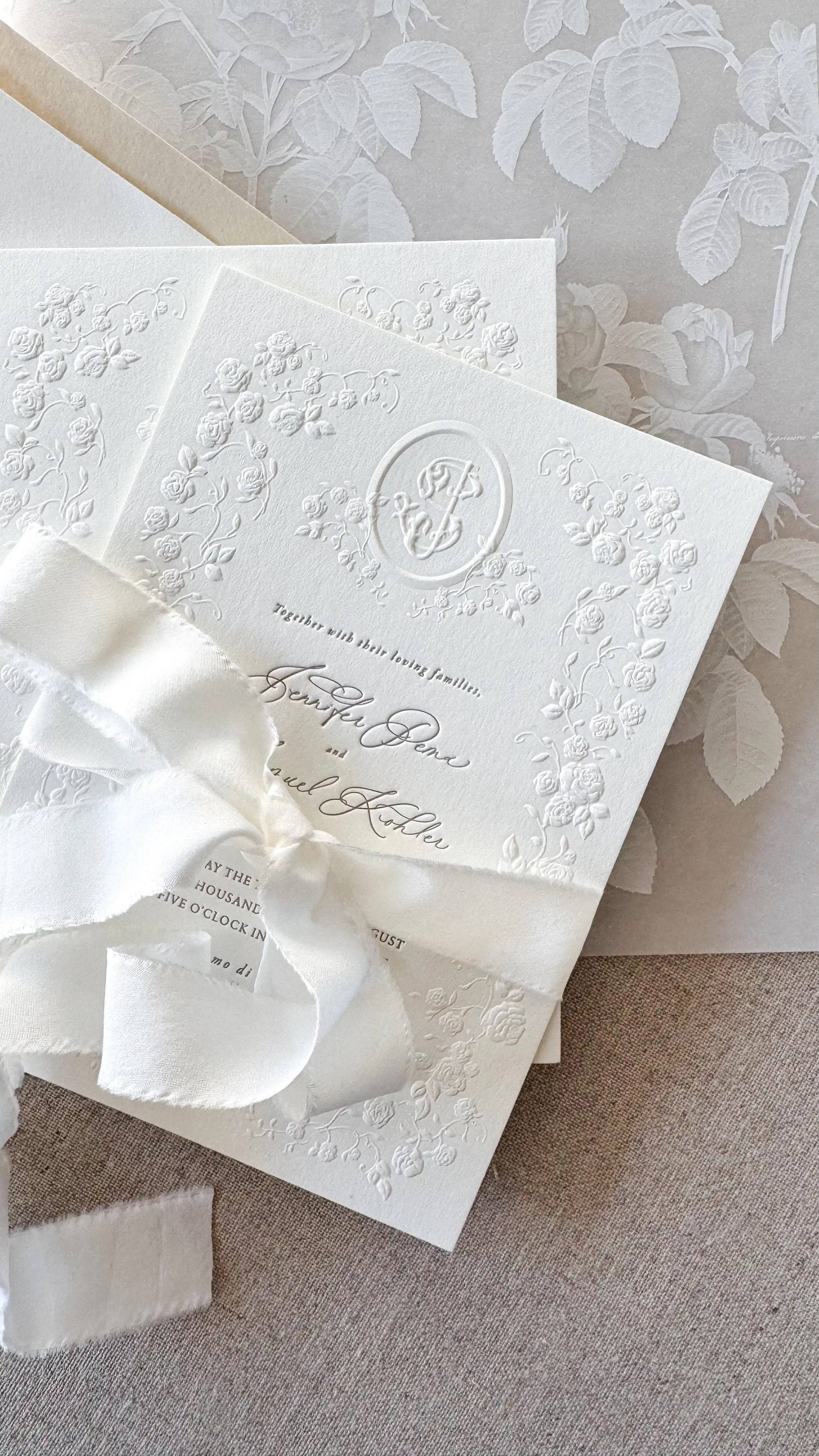 50pcs Embossed Wildflower Wedding Invitation,Custom Modern Wedding Cards,Handmade Cotton Paper,Letterpress Floral Design