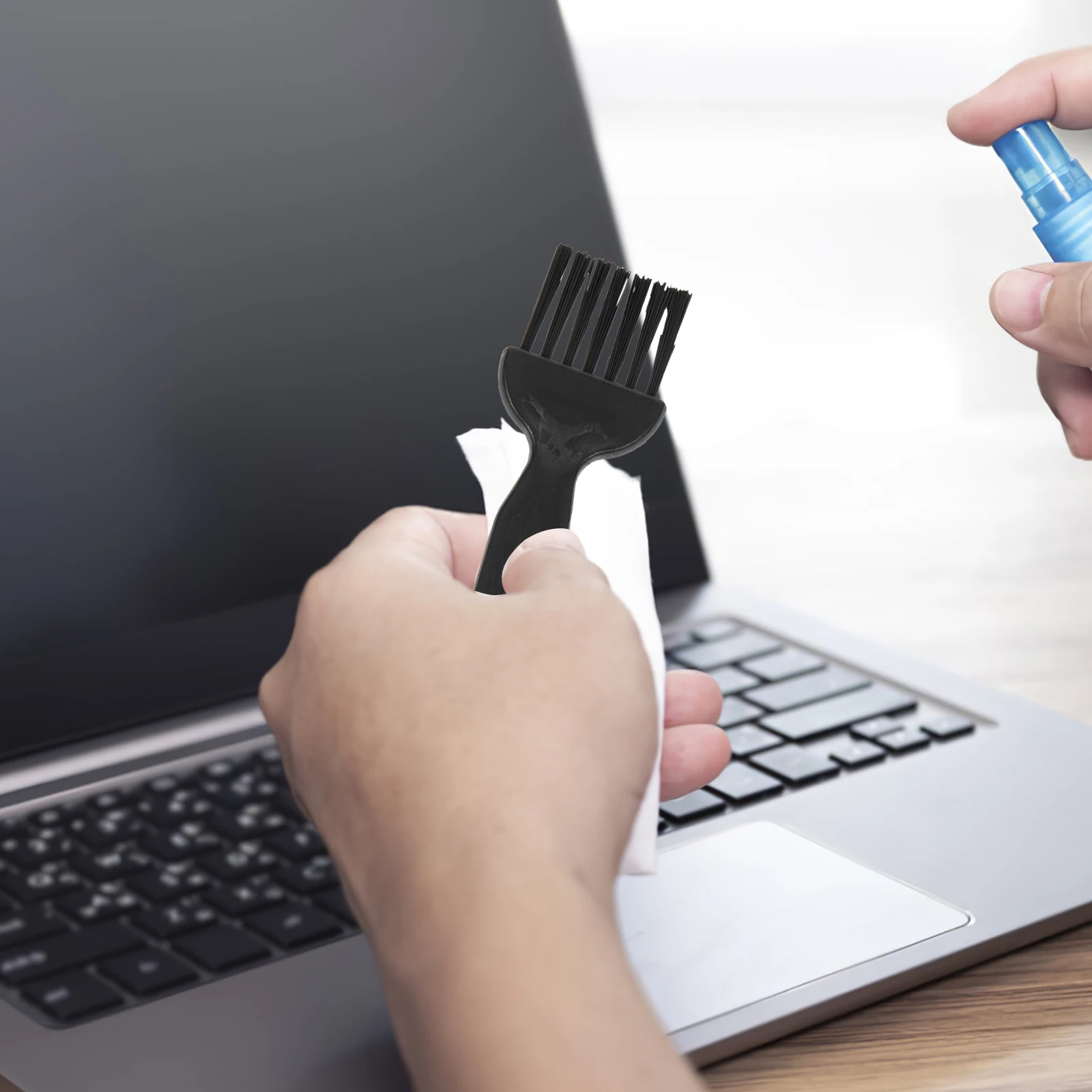 

Anti static Brush Set Cleaning Keyboard Mechanical Portable Dust Office Laptop Computer School Easy Operation Long Service Life