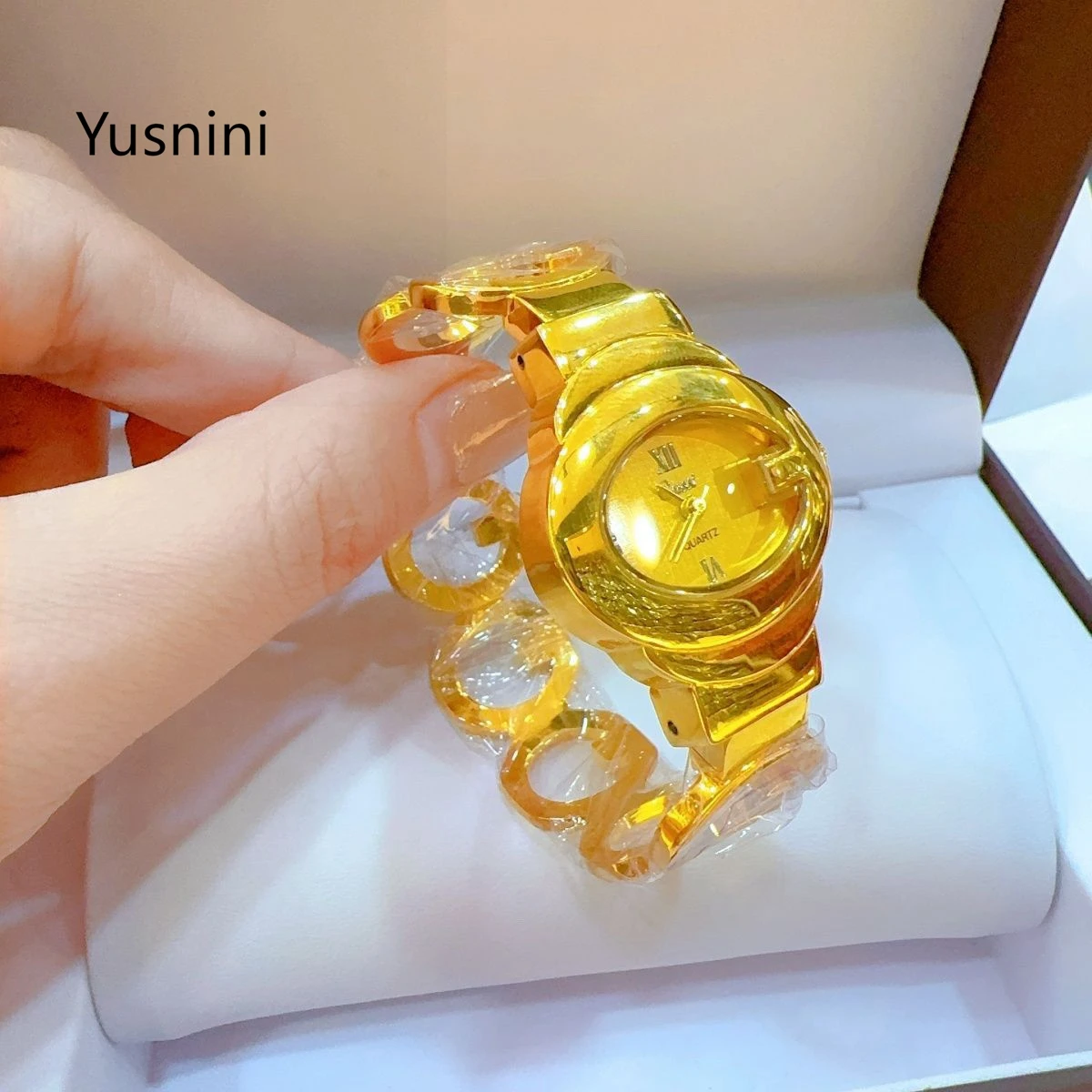

New Dubai Fashion High-End 24K Gold Plated Watch Exquisite Engagement Party Jewelry Quartz Watch for Lover 5555