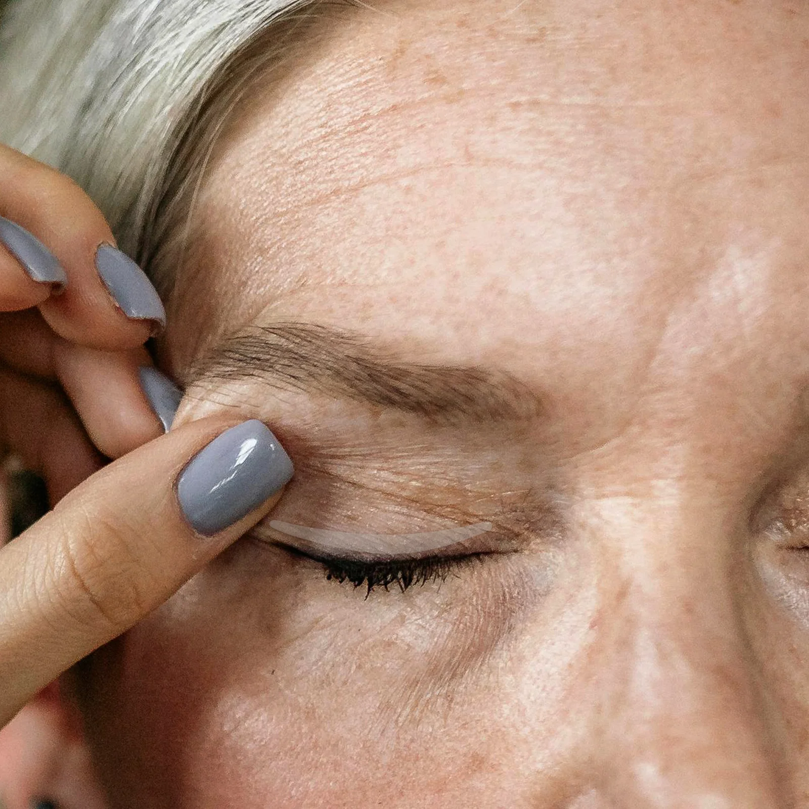 

1Set Invisible Waterproof Double Eyelid Tapes Box Pack for Hooded Eyes Roll Type Eye Lift Strips Adhesive Eyelid Lifting Tape