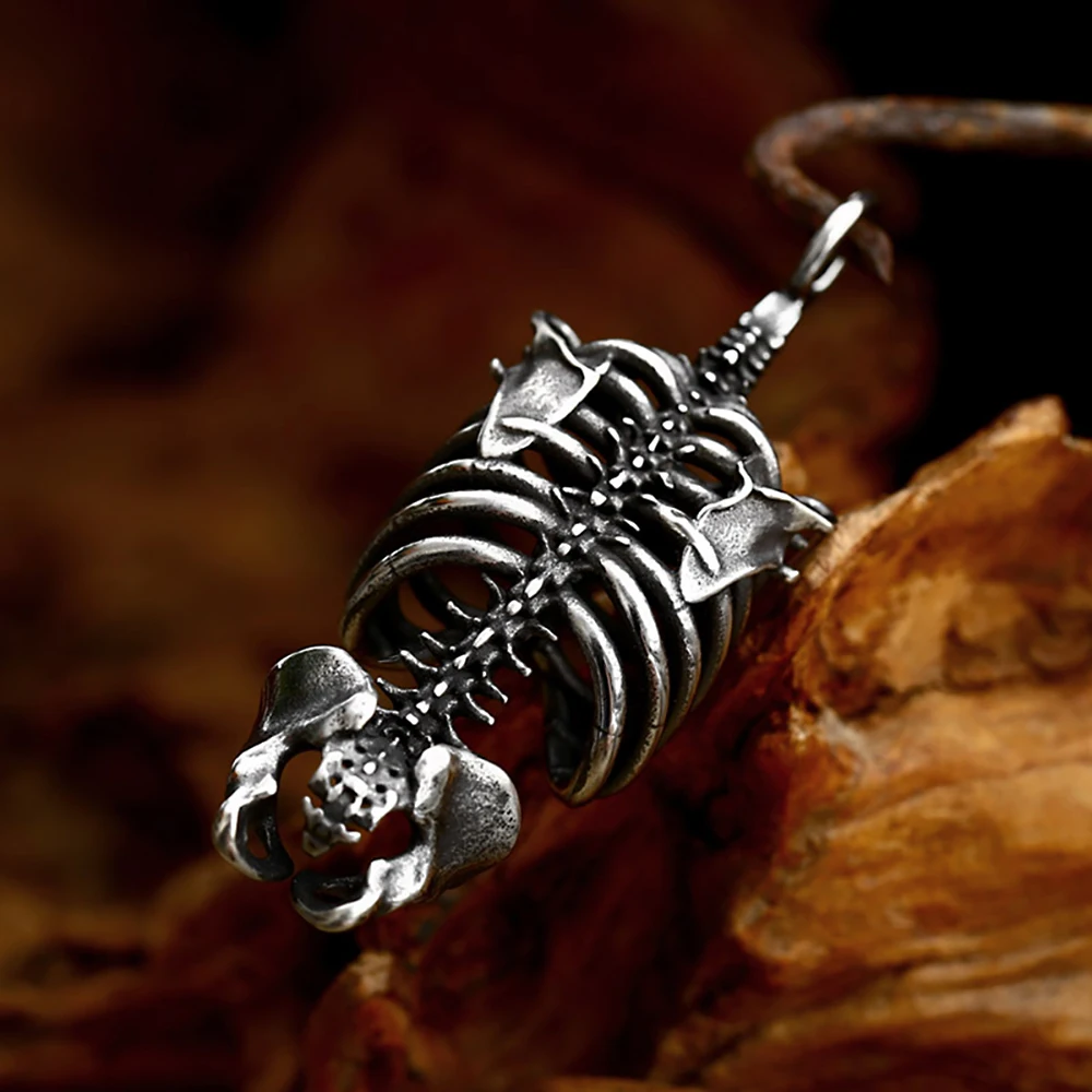 Unique Design Skull Rib Skeleton Pendant For Men Punk Vintage 316L Stainless Steel Creativity Amulet Biker Jewelry Accessories