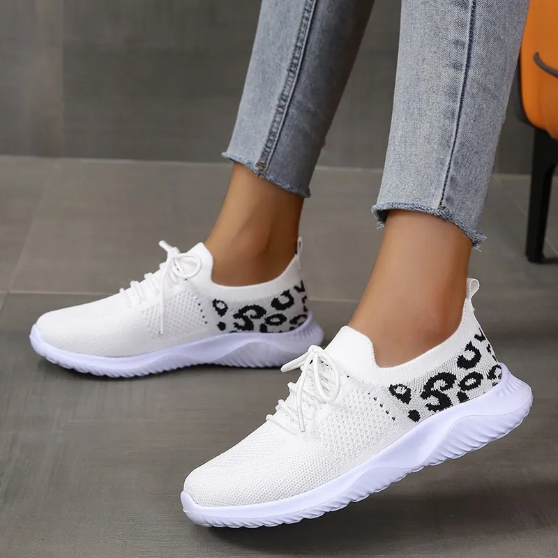 2023 New Foreign Trade Women's Leisure Sports Single Shoes Round Toe Flat Bottom Large Fashion Mesh Shoes Sneakers Women