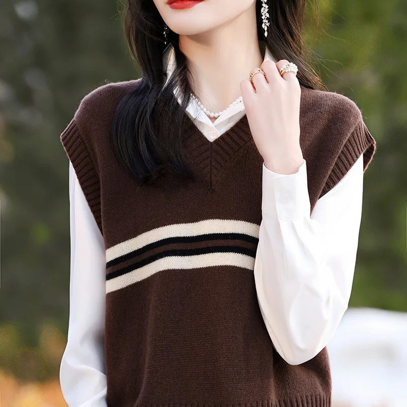 

Korean Version Pullover Wool Vest Loose Women'S Outer Wear Retro Color-Block Striped Short Knitted Vest